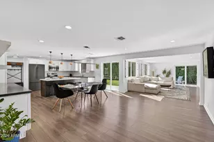 531 W Stella Ln, Phoenix, AZ 85013 - Photo 4