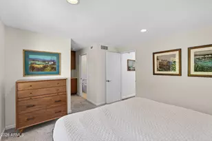 531 W Stella Ln, Phoenix, AZ 85013 - Photo 16