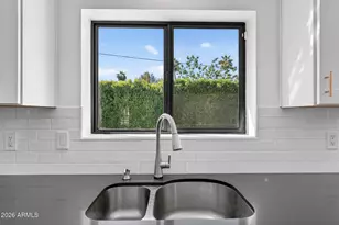 531 W Stella Ln, Phoenix, AZ 85013 - Photo 6