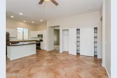 3581 W Belle Avenue, San Tan Valley, AZ 85144 - Photo 8