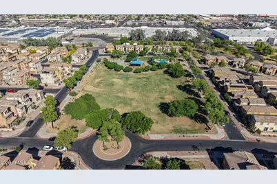 1634 N 77th Glen, Phoenix, AZ 85035 - Photo 40