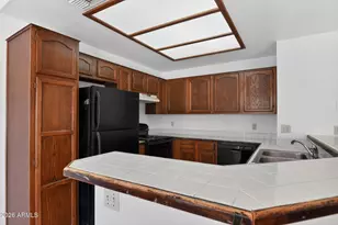 11666 N 28th Dr, Phoenix, AZ 85029 - Photo 6