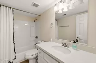 5142 E Edgemont Ave, Phoenix, AZ 85008 - Photo 16