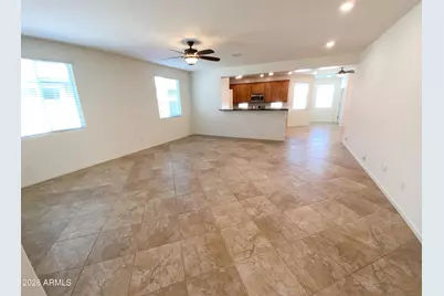 10786 W Bronco Trail, Peoria, AZ 85383 - Photo 2