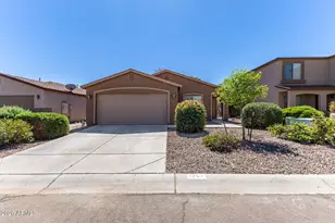 1257 E Renegade Trail, San Tan Valley, AZ 85143 - Photo 2