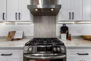 1913 N 22nd Pl, Phoenix, AZ 85006 - Photo 14