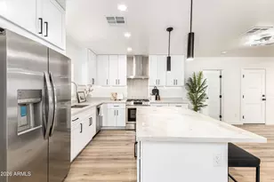 1913 N 22nd Pl, Phoenix, AZ 85006 - Photo 2