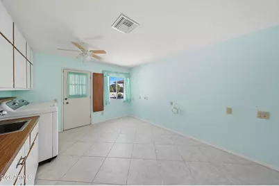 9710 W Hawthorn Court, Sun City, AZ 85351 - Photo 30