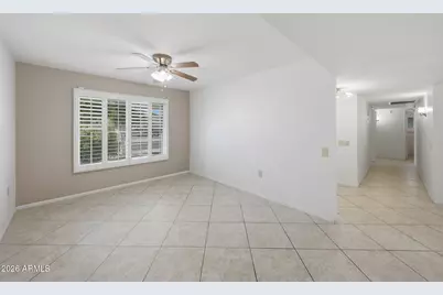 9710 W Hawthorn Court, Sun City, AZ 85351 - Photo 16