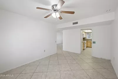 9710 W Hawthorn Court, Sun City, AZ 85351 - Photo 14