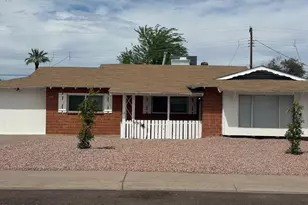 3606 W Stella Ln, Phoenix, AZ 85019 - Photo 6