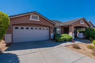 3713 E Utopia Rd, Phoenix, AZ 85050 - Photo 1