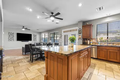 8996 W Potter Drive, Peoria, AZ 85382 - Photo 10