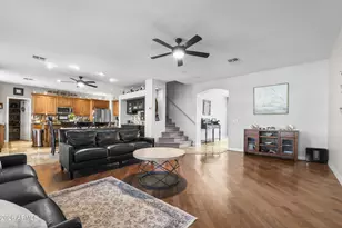 8996 W Potter Dr, Peoria, AZ 85382 - Photo 16