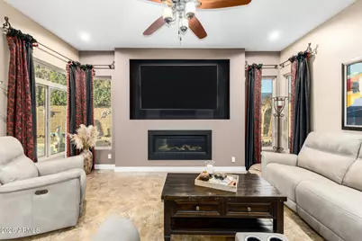 6838 W Robin Lane, Glendale, AZ 85310 - Photo 12