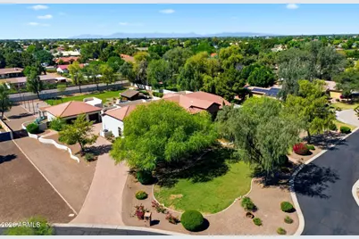 745 E John Henry Lane, Gilbert, AZ 85296 - Photo 38