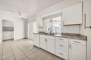 14026 N Thunderbird Blvd, Sun City, AZ 85351 - Photo 8