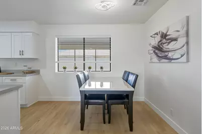 7824 E Navarro Avenue, Mesa, AZ 85209 - Photo 12