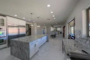 27321 N Gidiyup Trail, Phoenix, AZ 85085 - Photo 22