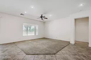 18188 W Paradise Ln, Surprise, AZ 85388 - Photo 12