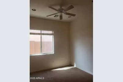 18188 W Paradise Lane, Surprise, AZ 85388 - Photo 10