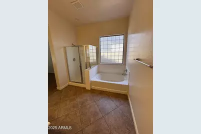 18188 W Paradise Lane, Surprise, AZ 85388 - Photo 26