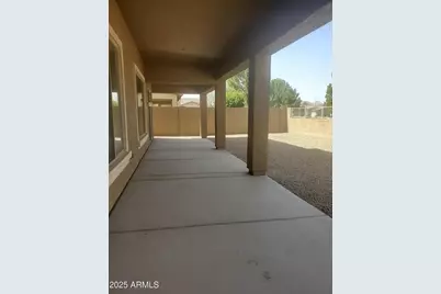 18188 W Paradise Lane, Surprise, AZ 85388 - Photo 20