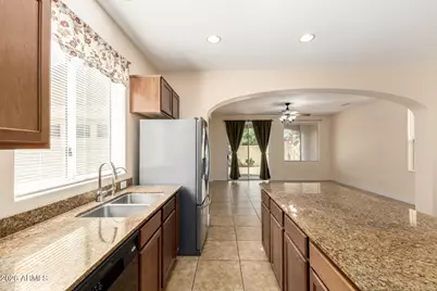 1110 N Crosscreek Drive, Chandler, AZ 85225 - Photo 12