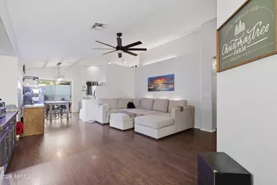 661 N Joshua Tree Lane, Gilbert, AZ 85234 - Photo 4