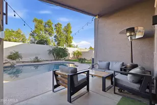 661 N Joshua Tree Ln, Gilbert, AZ 85234 - Photo 32