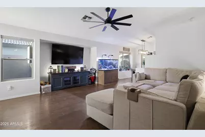 661 N Joshua Tree Lane, Gilbert, AZ 85234 - Photo 6