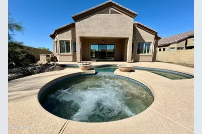 18426 W Piedmont Road, Goodyear, AZ 85338 - Photo 2