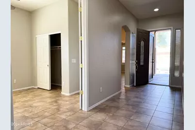 18426 W Piedmont Road, Goodyear, AZ 85338 - Photo 10