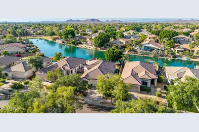 7034 W Rose Garden Lane, Glendale, AZ 85308 - Photo 32