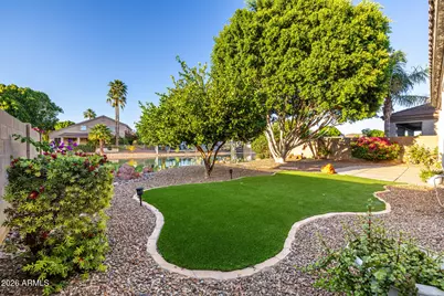 7034 W Rose Garden Lane, Glendale, AZ 85308 - Photo 2