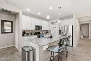 8607 E Desert Ln, Mesa, AZ 85209 - Photo 4