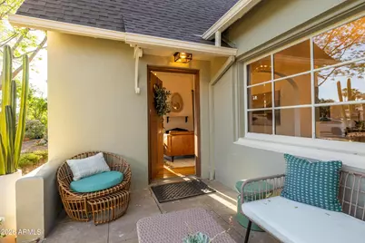 330 W Almeria Road, Phoenix, AZ 85003 - Photo 6