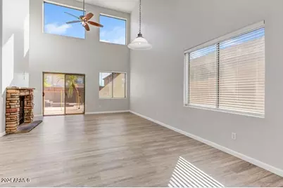 15441 W Shangri La Road, Surprise, AZ 85379 - Photo 8