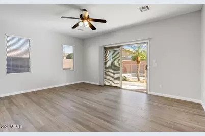 15441 W Shangri La Road, Surprise, AZ 85379 - Photo 12