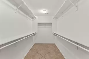 2535 W Lucia Dr, Phoenix, AZ 85085 - Photo 8