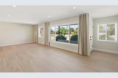 6819 E Paradise Parkway, Scottsdale, AZ 85251 - Photo 4