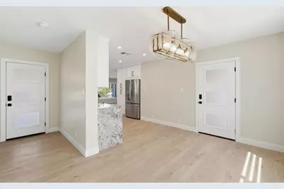 6819 E Paradise Parkway, Scottsdale, AZ 85251 - Photo 10