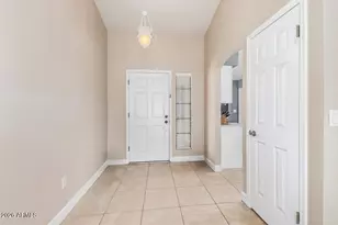 83 W Calle De Arcos, Tempe, AZ 85284 - Photo 2