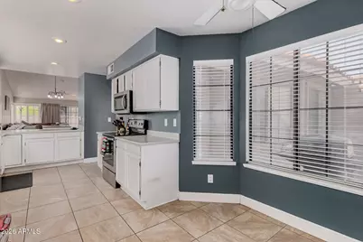 83 W Calle De Arcos --, Tempe, AZ 85284 - Photo 16