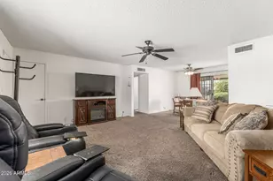 6037 E Evergreen St, Mesa, AZ 85205 - Photo 8