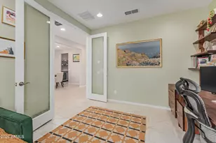 2517 E Novak Wy, Phoenix, AZ 85042 - Photo 6