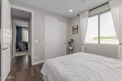 2517 E Novak Way, Phoenix, AZ 85042 - Photo 30