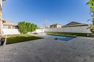 2517 E Novak Wy, Phoenix, AZ 85042 - Photo 42