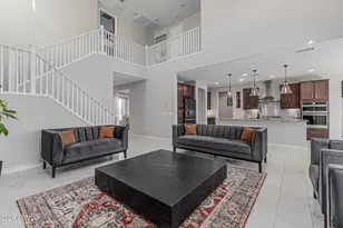 2517 E Novak Wy, Phoenix, AZ 85042 - Photo 12