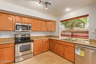 28511 N 25th Ave, Phoenix, AZ 85085 - Photo 12